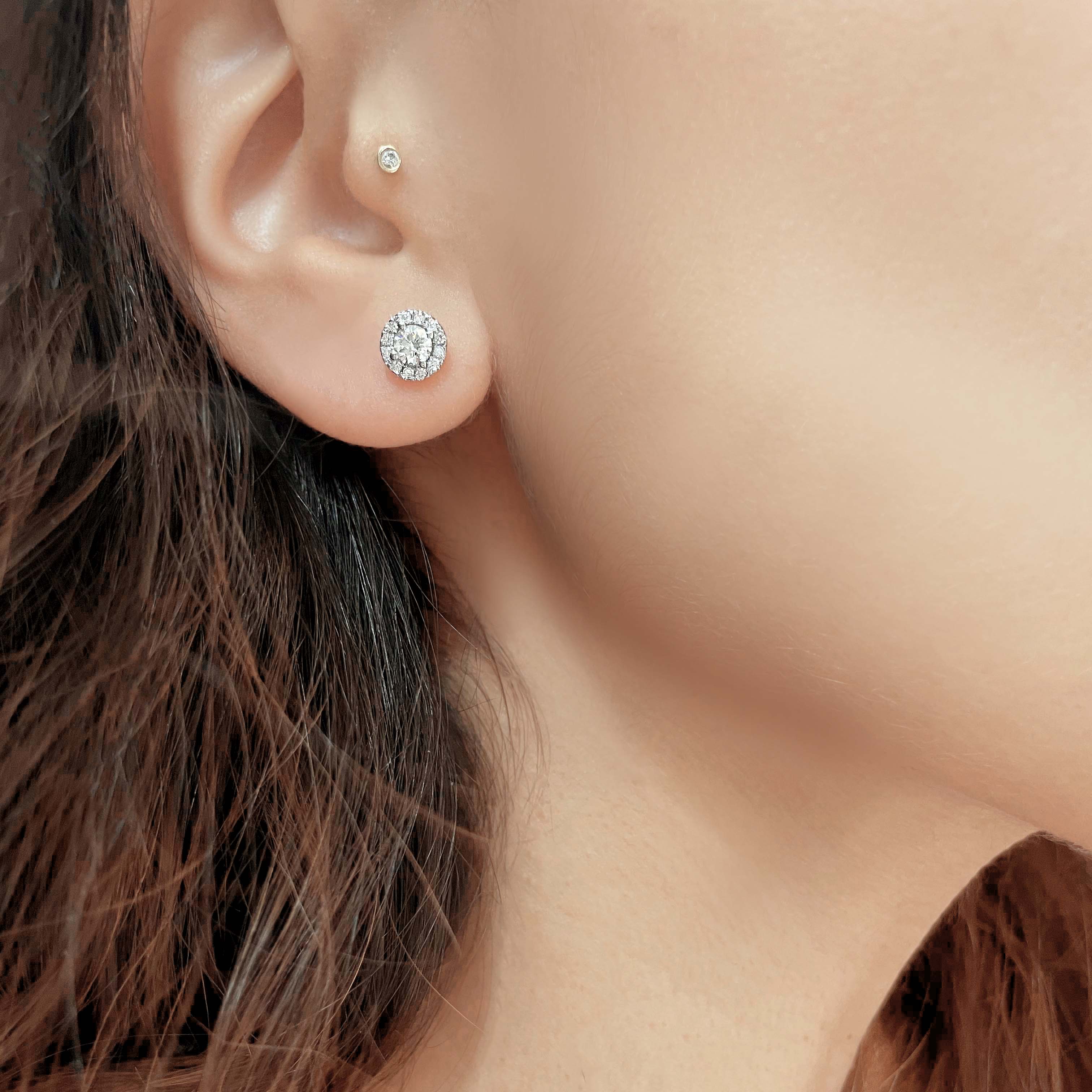 14 Karat Yellow Gold 0.20 Carat Natural Diamond Stud Earrings - WeilJewelry