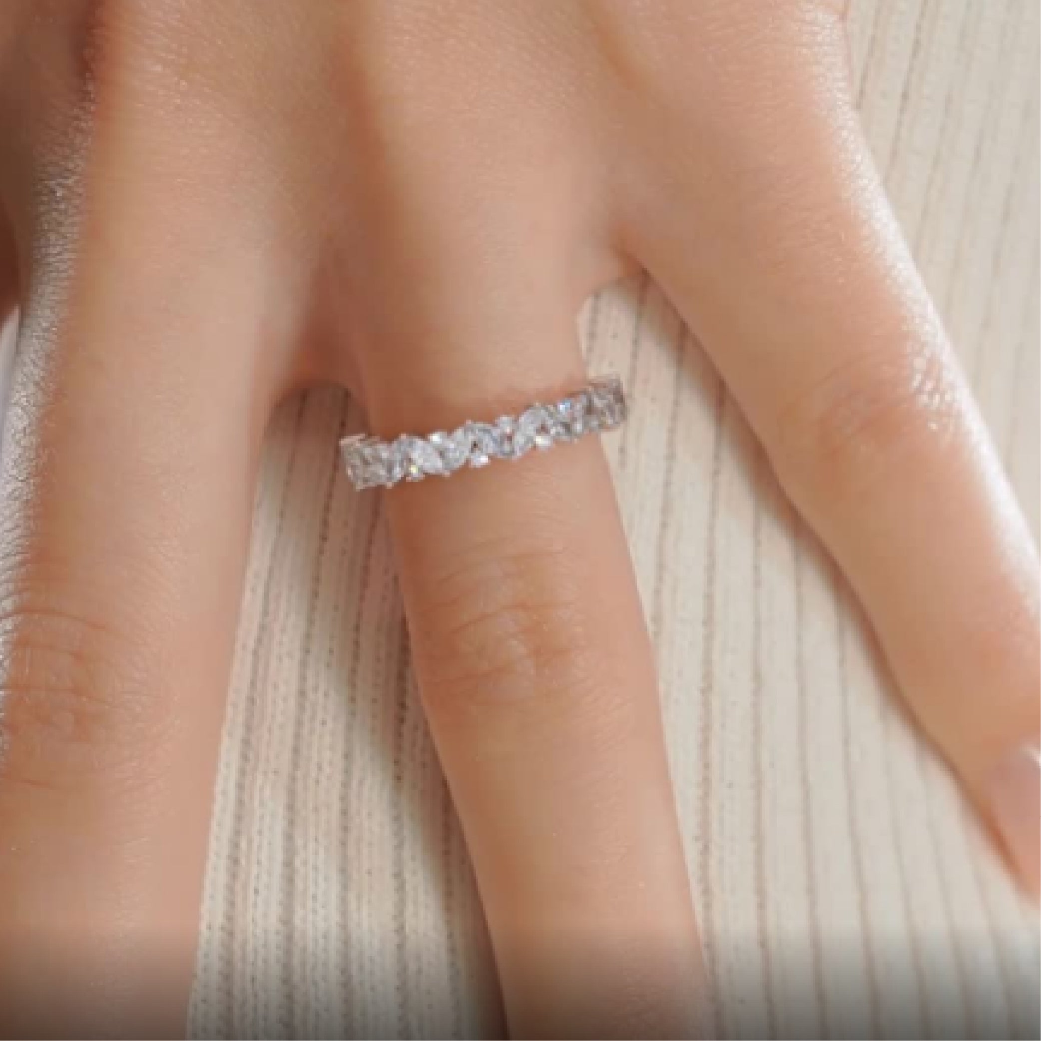 https://bestbrillianceorigin.sirv.com/VIDEOS/Engagement%20Ring/W10010RH.mp4